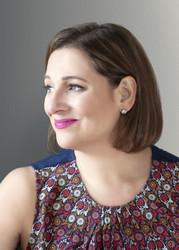 QueerEvents.ca - Author image - Jennifer Weiner